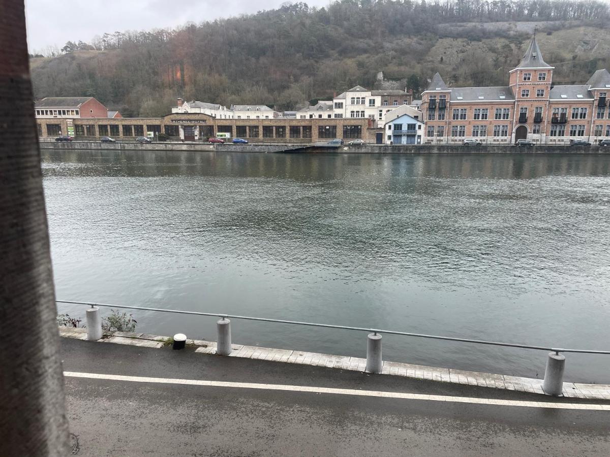 Gites La Vue Sur Meuse Dinant Eksteriør bilde